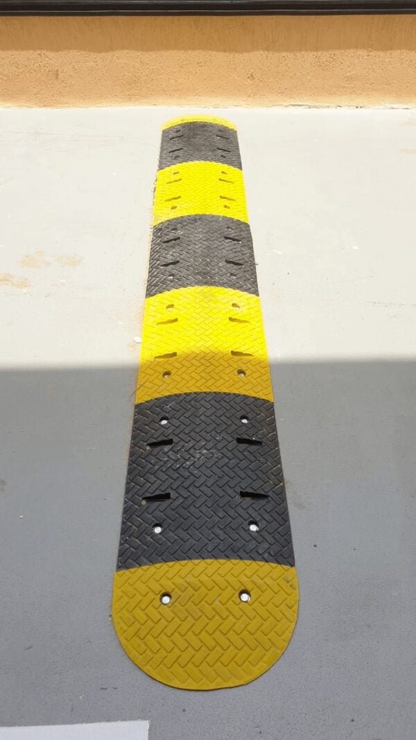 Supplier of Road Hump with End Cap 1 Meter in UAE